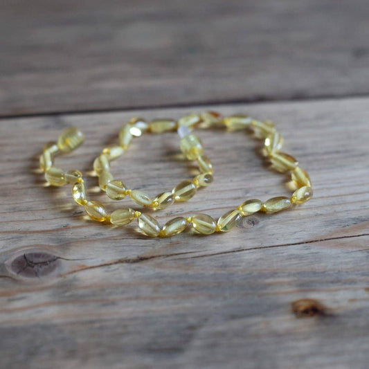 Baby necklace in Baltic amber - 33cm